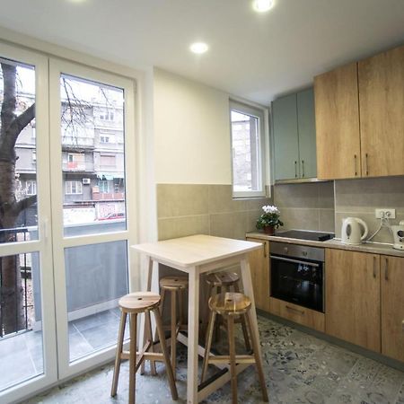 Free.Three Apartment Belgrade Exterior photo