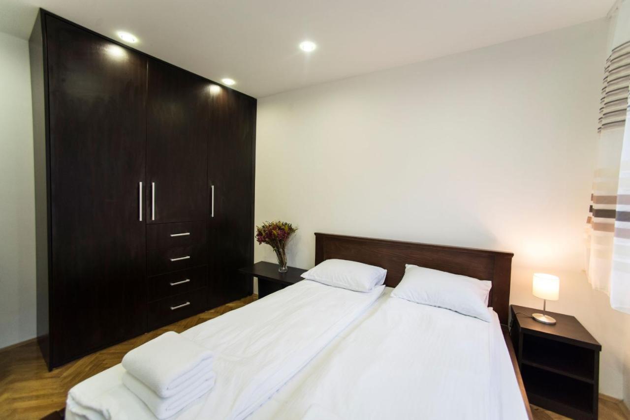 Free.Three Apartment Belgrade Exterior photo