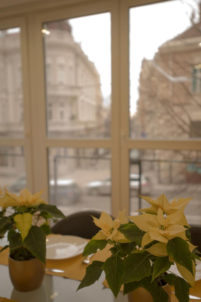 Free.Three Apartment Belgrade Exterior photo